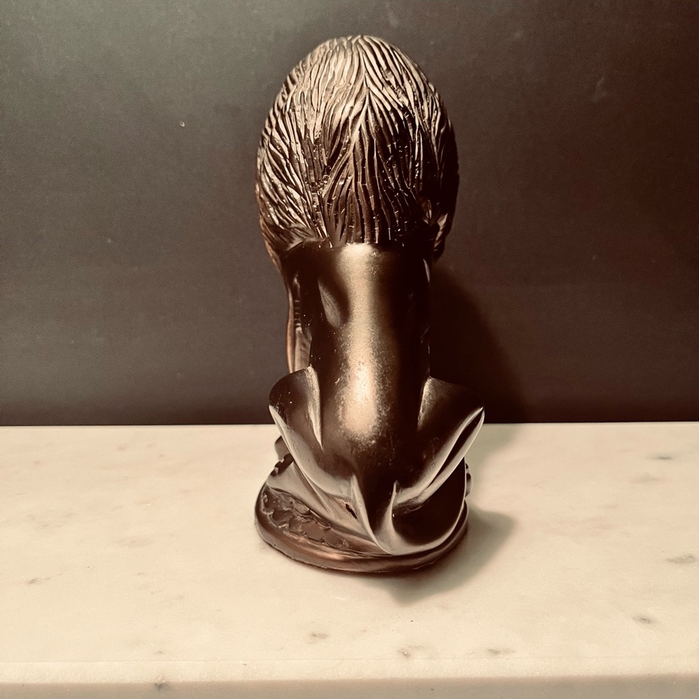 Brass Lion Figurine - Picture 4 of 4